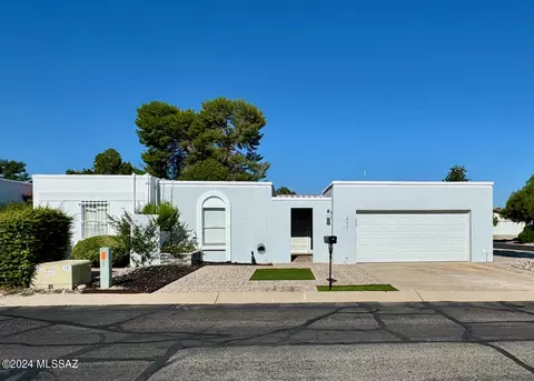 6550 E Calle Cavalier, Tucson, AZ 85715