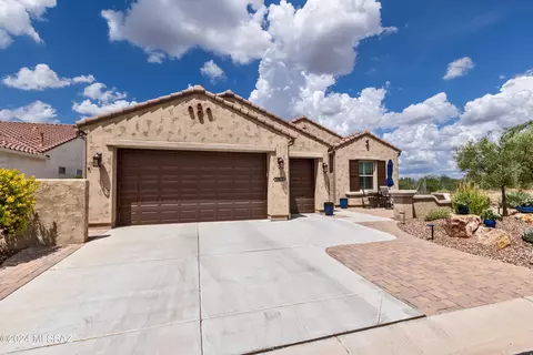 59872 E Jacaranda Pl, Oracle, AZ 85623