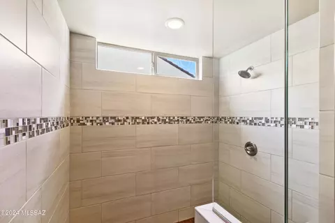 Bath - 59872 E Jacaranda Pl, Oracle, AZ 85623 photo 4 of 5