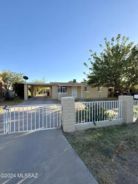 973 E 18th St, Douglas, AZ 85607