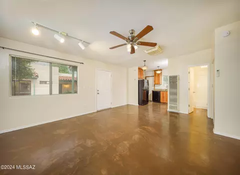 Living - 3232 Elida St, Tucson, AZ 85716 photo 5 of 5