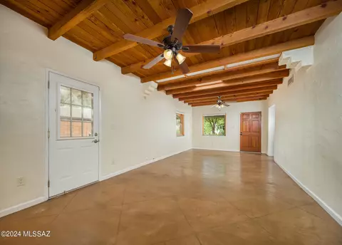 Living - 3232 Elida St, Tucson, AZ 85716 photo 2 of 5