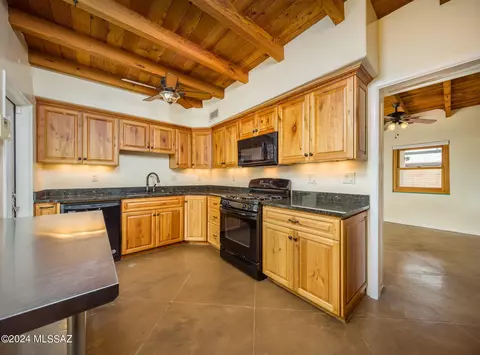 Kitchen - 3232 Elida St, Tucson, AZ 85716 photo 3 of 5