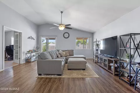 8091 E Sundew Dr, Tucson, AZ 85710