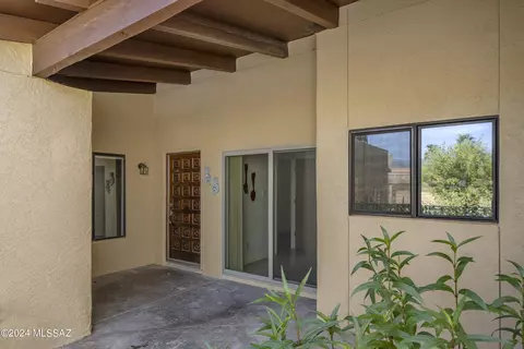 Exterior - 9826 E 1st St, Tucson, AZ 85748 photo 7 of 7