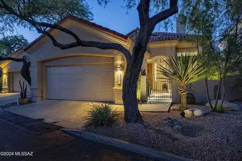 3861 E Calle Cayo, Tucson, AZ 85718