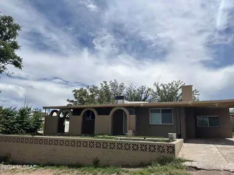 108 E 1st St, Mammoth, AZ 85618