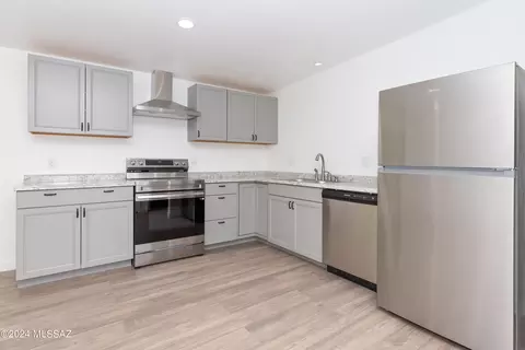 Kitchen - 6848 S Downing Ave, Tucson, AZ 85756 photo 1 of 2