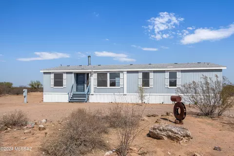 18060 W Husker Ln, Marana, AZ 85653