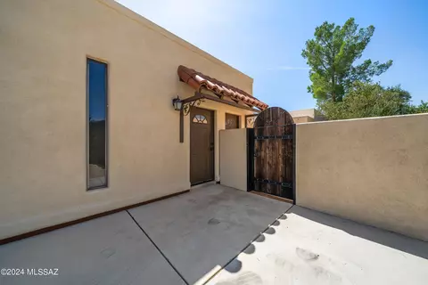 Exterior - 2133 E 6th St, Tucson, AZ 85719 photo 2 of 7