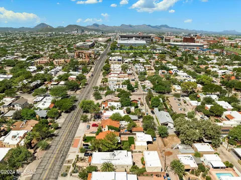 View/Area - 2133 E 6th St, Tucson, AZ 85719 photo 1 of 2