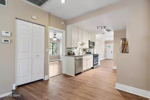 Entry Way - 2133 E 6th St, Tucson, AZ 85719 photo 2 of 2