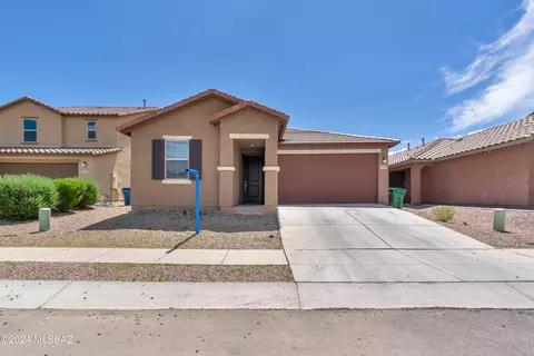 8543 W Jackdaw Ct, Tucson, AZ 85757
