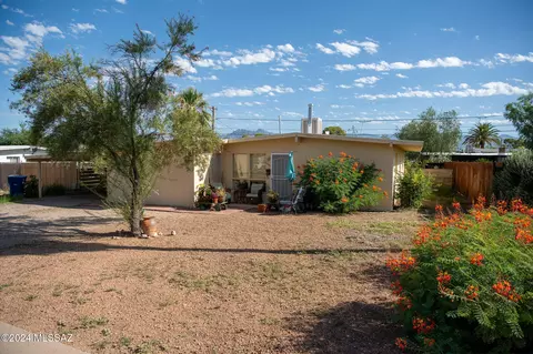 6409 E Colgate Dr, Tucson, AZ 85710
