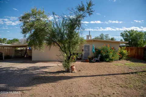 6409 E Colgate Dr, Tucson, AZ 85710 photo 2