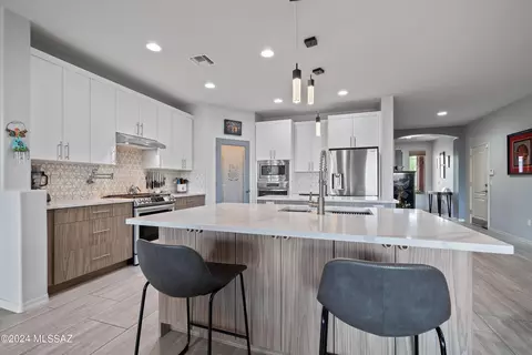 8961 E Wright School Loop, Tucson, AZ 85715 photo 12