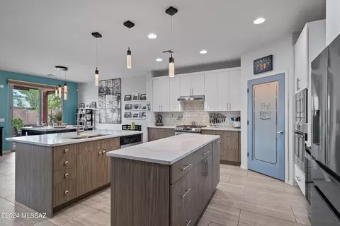 8961 E Wright School Loop, Tucson, AZ 85715 photo 10