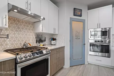 8961 E Wright School Loop, Tucson, AZ 85715 photo 14