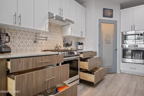 8961 E Wright School Loop, Tucson, AZ 85715 photo 16