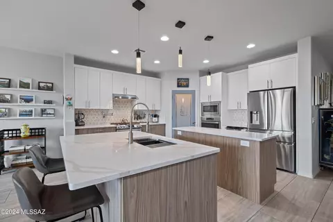 8961 E Wright School Loop, Tucson, AZ 85715 photo 11