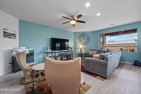 8961 E Wright School Loop, Tucson, AZ 85715 photo 7