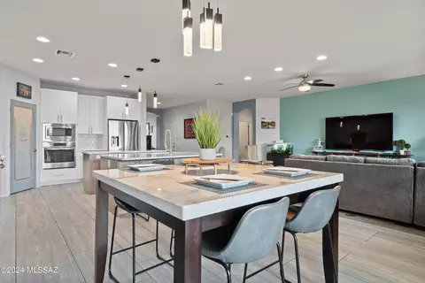 8961 E Wright School Loop, Tucson, AZ 85715 photo 8