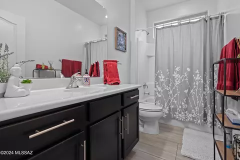 8961 E Wright School Loop, Tucson, AZ 85715 photo 23