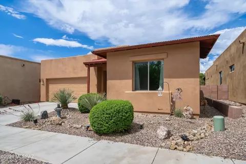 8961 E Wright School Loop, Tucson, AZ 85715 photo 2