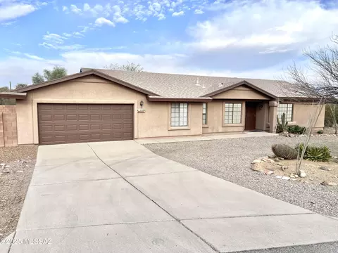 5520 W Placita Llanura, Tucson, AZ 85745