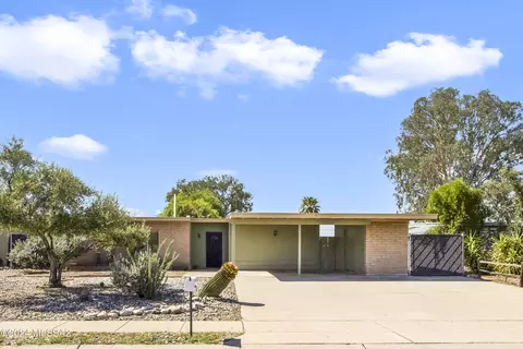 3749 W Nightflower St, Tucson, AZ 85741