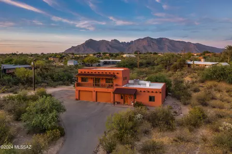5540 N Cheyenne Ave, Tucson, AZ 85704