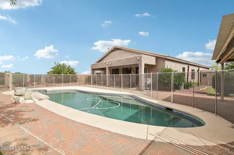Exterior - 564 S Blue River Loop, Vail, AZ 85641 photo 4 of 5