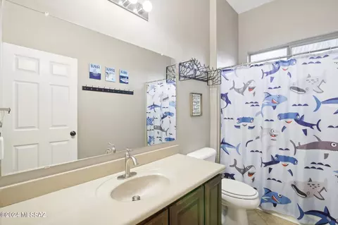 Bath - 564 S Blue River Loop, Vail, AZ 85641 photo 1 of 3