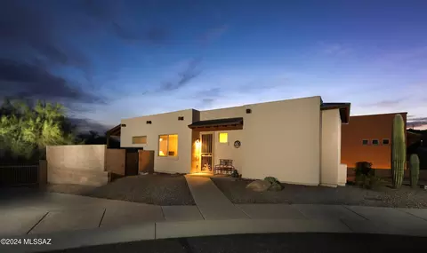 2945 W Stepping Stone Ct, Tucson, AZ 85741