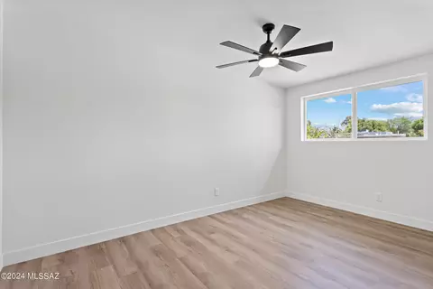 9520 E Watson Dr, Tucson, AZ 85730 photo 16