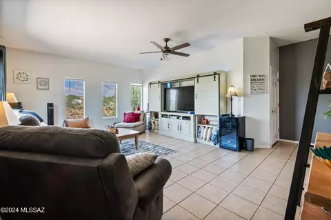 1041 N Vidal Dr, Vail, AZ 85641 photo 21