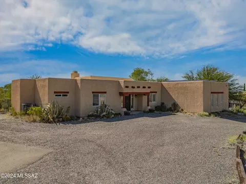 1041 N Vidal Dr, Vail, AZ 85641 photo 2