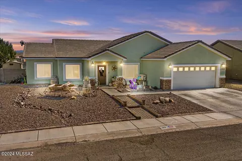 1913 N Cota Ln, Thatcher, AZ 85552
