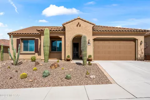 6870 W Cliff Spring Trl, Marana, AZ 85658