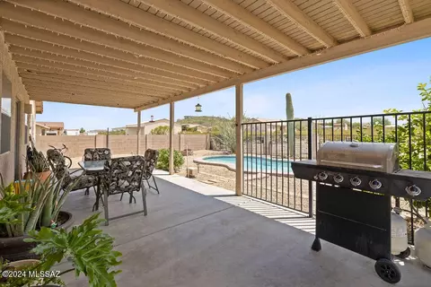 Exterior - 13604 E Dawn Dr Rd, Vail, AZ 85641 photo 5 of 10