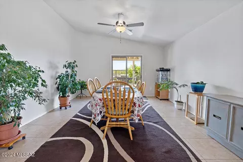 Dining - 13604 E Dawn Dr Rd, Vail, AZ 85641 photo 2 of 4