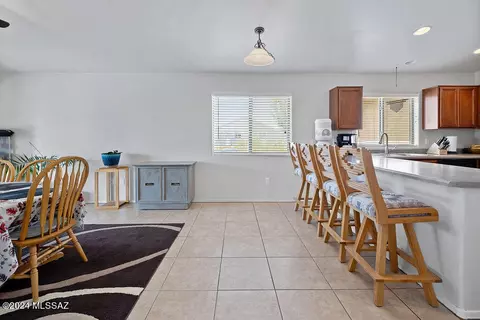 Dining - 13604 E Dawn Dr Rd, Vail, AZ 85641 photo 1 of 4