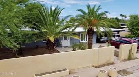 7331 E Victoria Dr, Tucson, AZ 85730