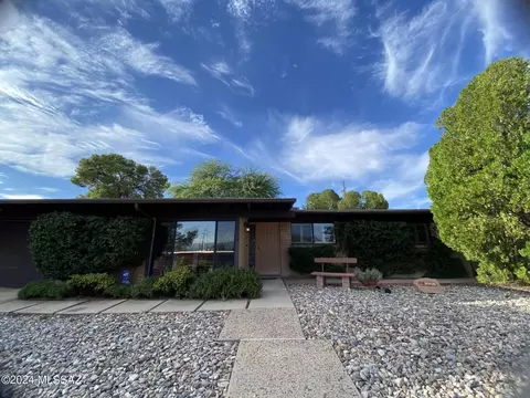 8908 E Mcclellan St, Tucson, AZ 85710 photo 3