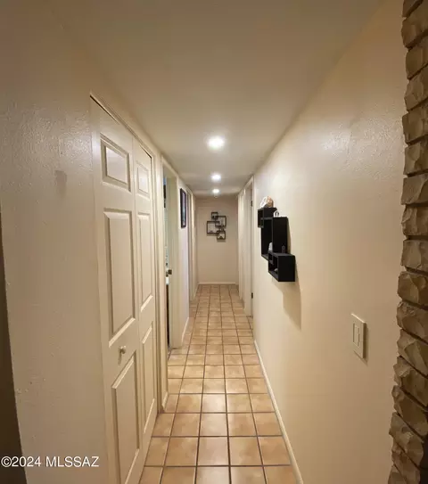 8908 E Mcclellan St, Tucson, AZ 85710 photo 16