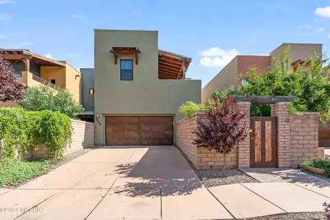 282 E Croydon Park Rd, Tucson, AZ 85704