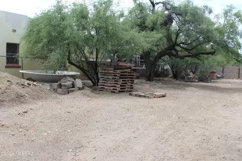 E 36th Street, Tucson, AZ 85713