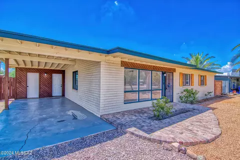 718 S Lehigh Dr, Tucson, AZ 85710