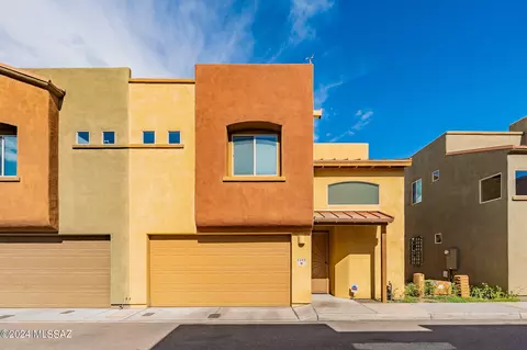 3830 E 3rd St, Tucson, AZ 85716