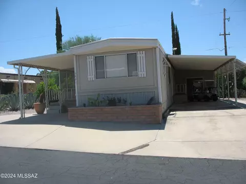 5481 W Flying W St, Tucson, AZ 85713